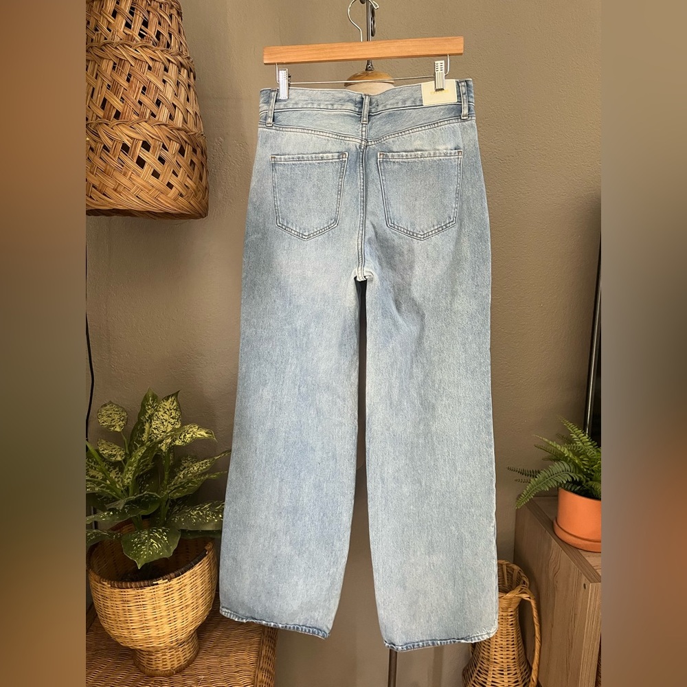 Express wash Blue High Waisted Wide Leg Jeans Size 8 R. - Picture 5 of 11